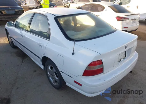 1994 Hond Accord Lx 5-Speed Lx z USA, uszkodzony, nr VIN JHMCD5539RC114526